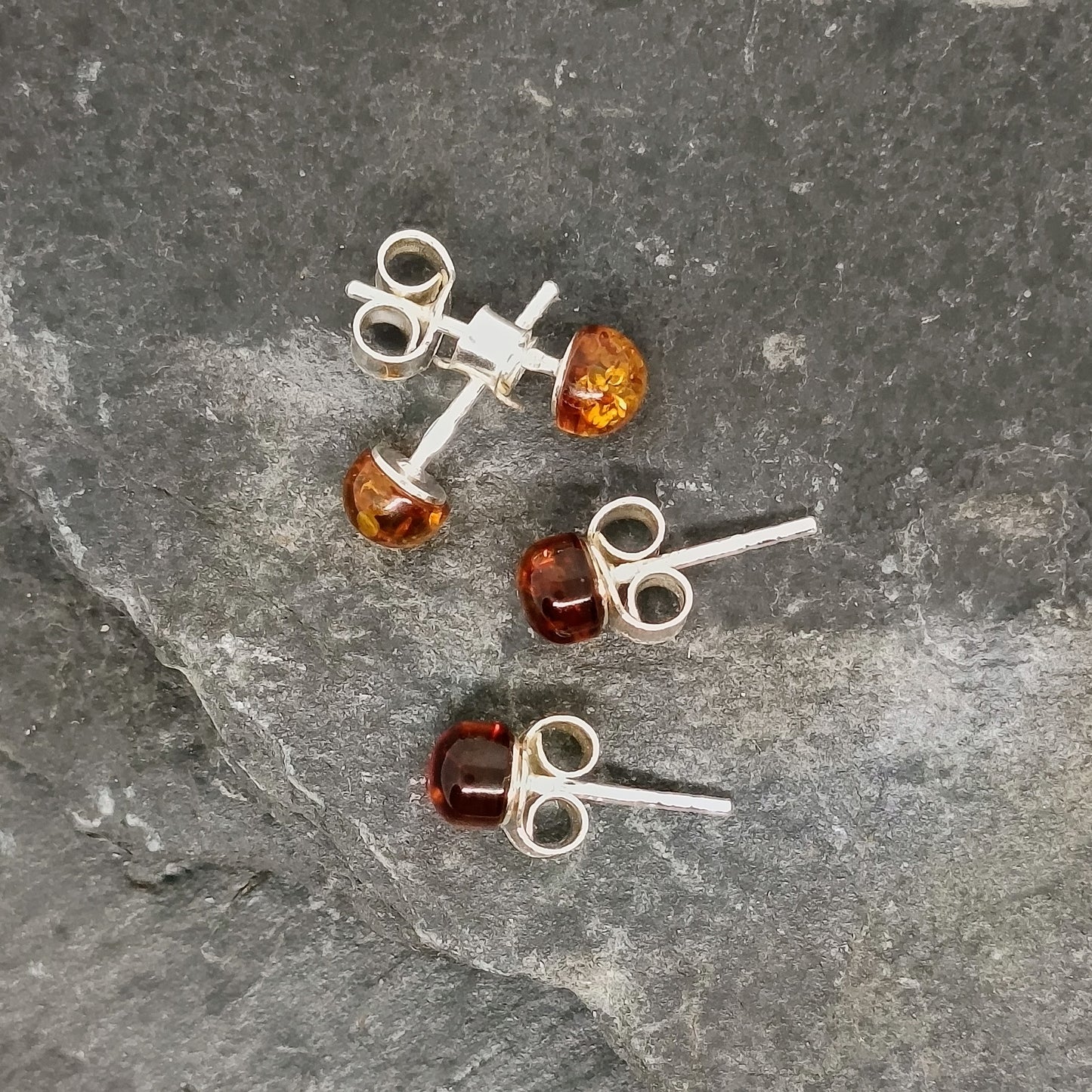 Braune Bernstein-Ohrstecker Jana, 925 Silber
