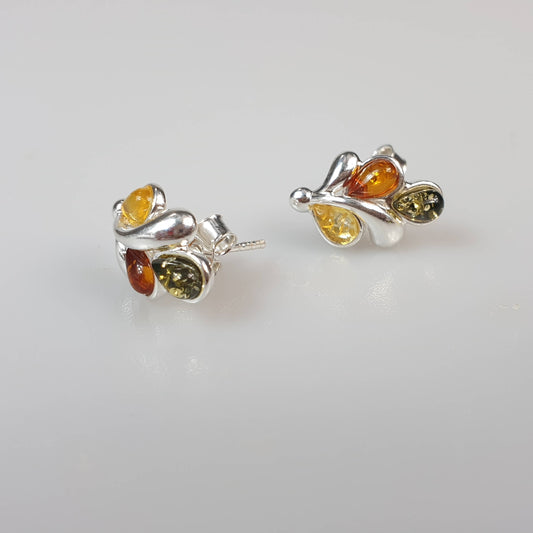 Drop earrings with amber