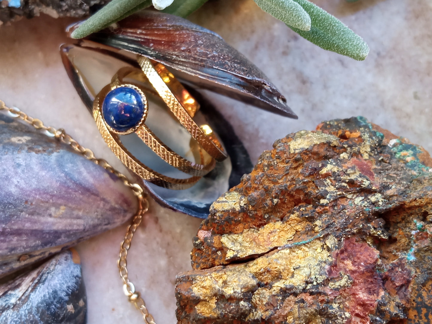 Bague Suzy, avec lapis-lazuli