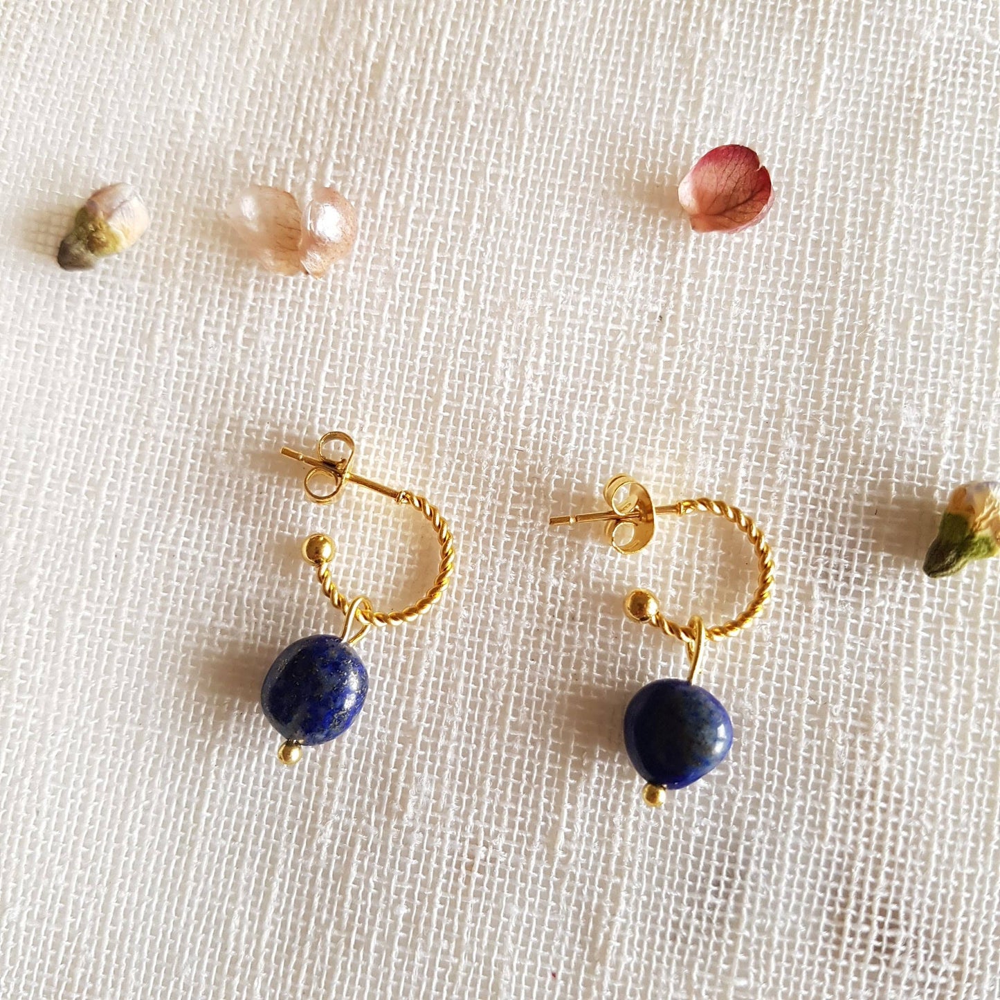 Hoop earrings "Fame", with lapis lazuli